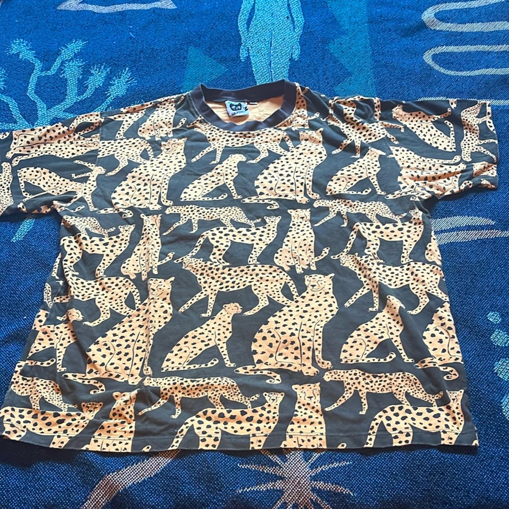 L Cheetah Tee
